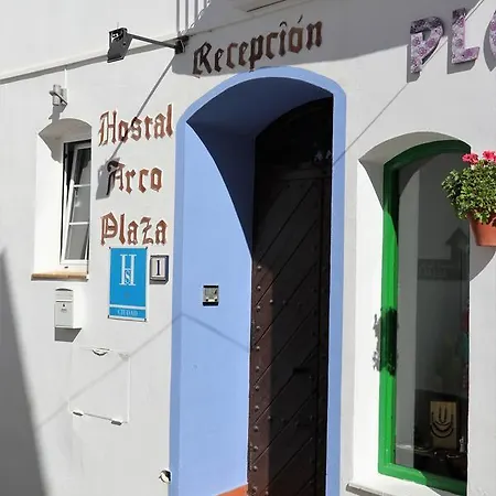 Hostal Arco Plaza-3